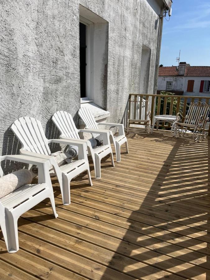 Le Pavillon Hostel Noirmoutier-en-l'Ile Luaran gambar